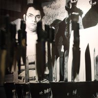چــاقوهــا در آب